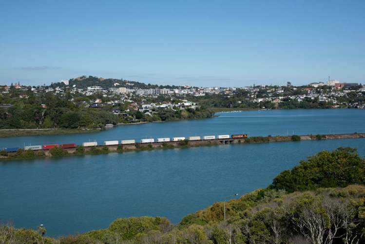 3/11 Awarua Crescent Orakei_36