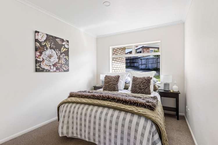 3 Chesterfield Way Orewa_10
