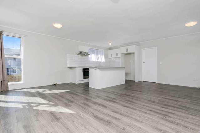 95 Riverpark Crescent Henderson_3