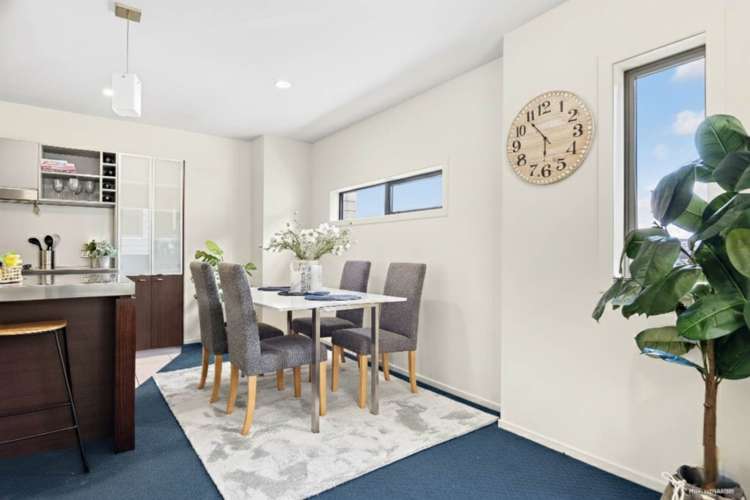 50/21 Hunters Park Drive Three Kings_14