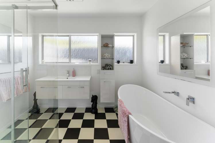 8 The Cliffs Britannia Heights_17