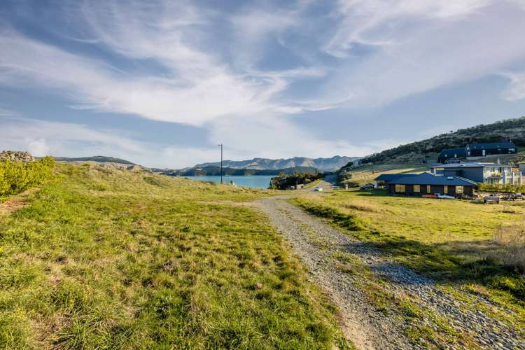 4 Black Point Road Charteris Bay_9