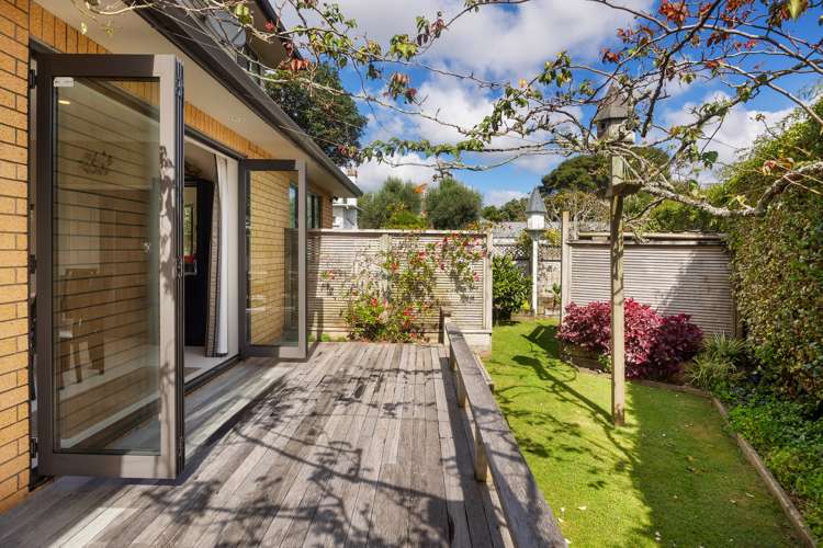 9 Wesley Avenue Mount Albert_9