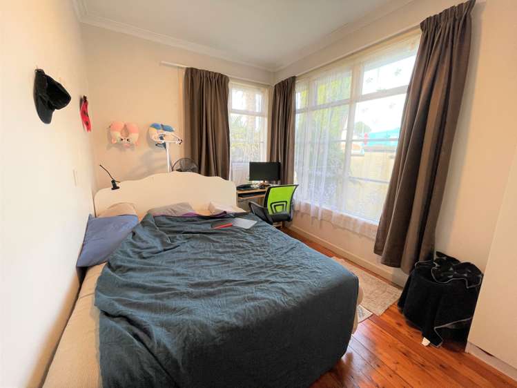 1/1 Hazel Avenue Mount Roskill_10