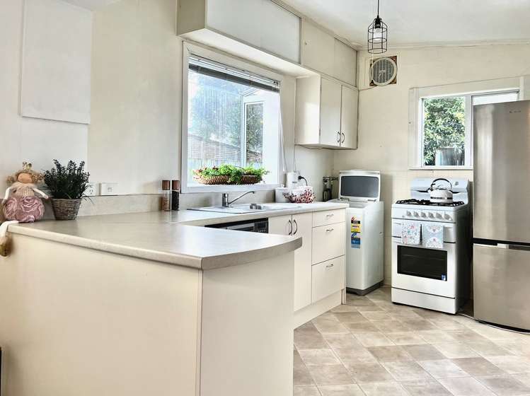 74 Hobart Street Miramar_10