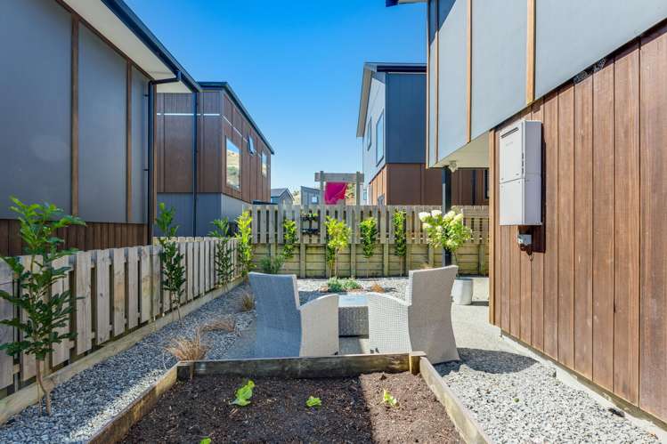 36 Astelia Way Woodridge_14