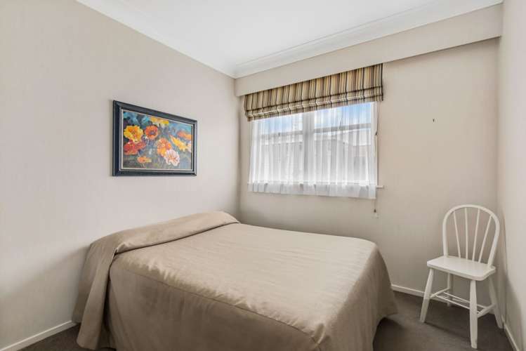 14 Ted William Street New Windsor_9