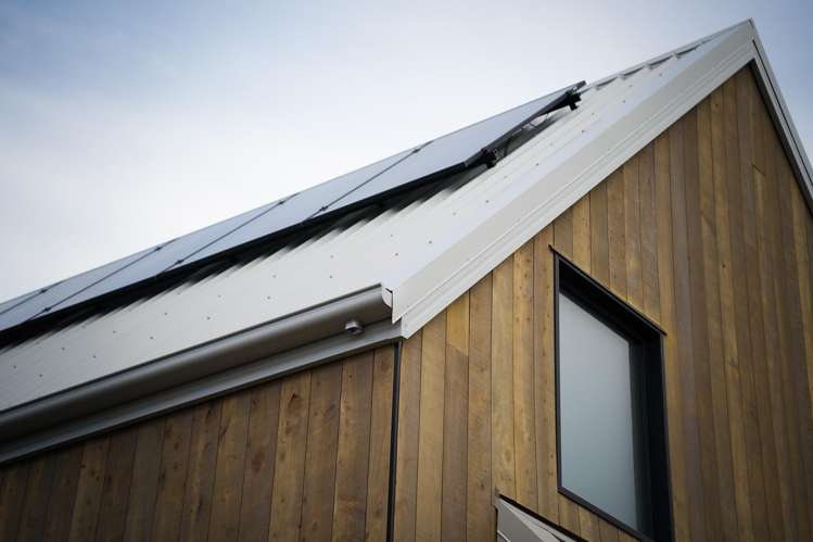 3/61 Mackworth Street Woolston_3