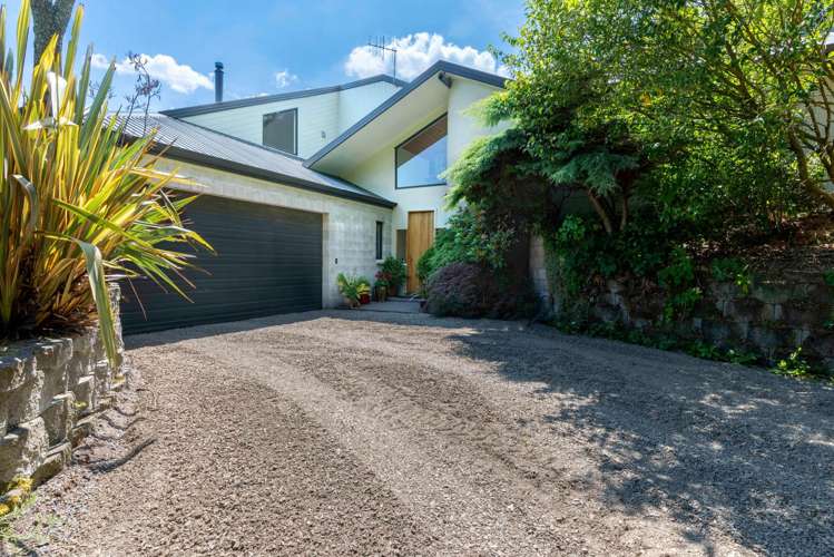 728 Whangamata Road Kinloch_1