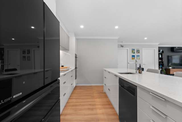 12 Porokaiwhiri Street Crofton Downs_3