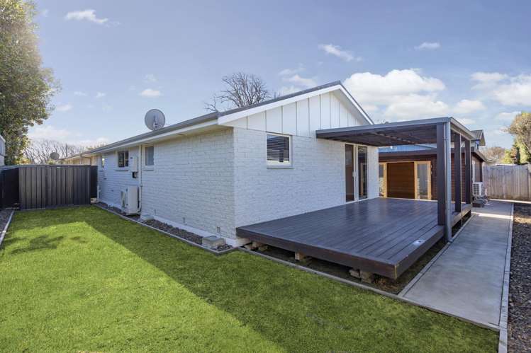 2/6 Timbertop Lane Saint Martins_21