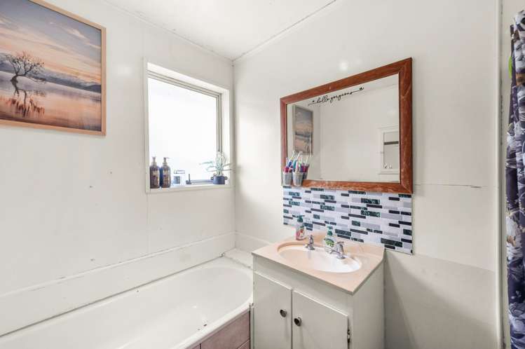 21 Tania Cresent Western Heights_9