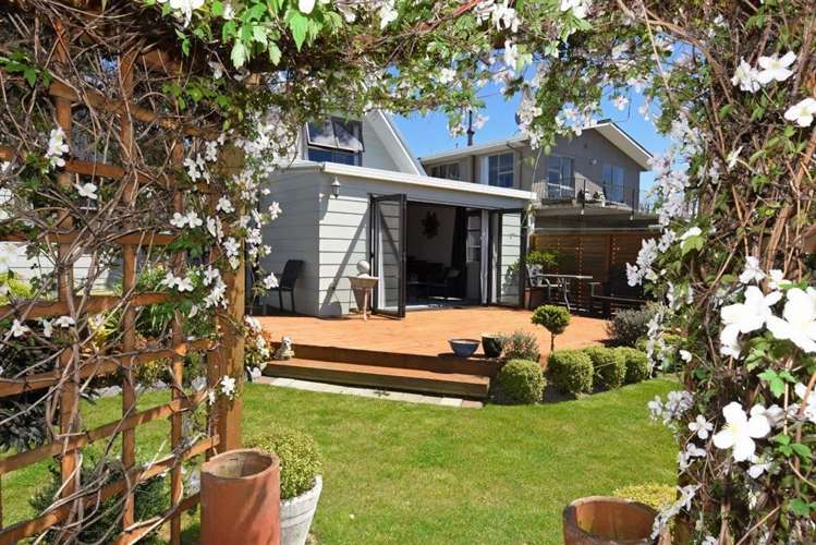 6 Plunket Street Solway_16