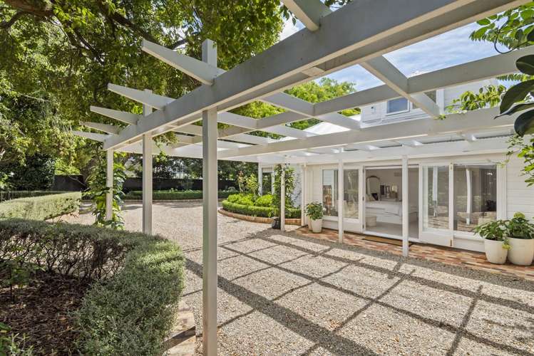 49b Roland Road Greenhithe_6