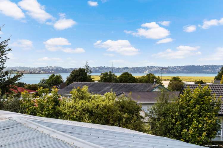 14 Allington Road Massey_13