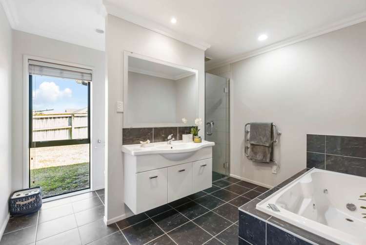 43 Lough Bourne Drive Pukekohe_43