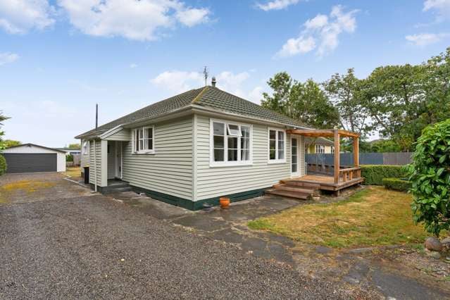 Ideal Family Living - BEO $589,000