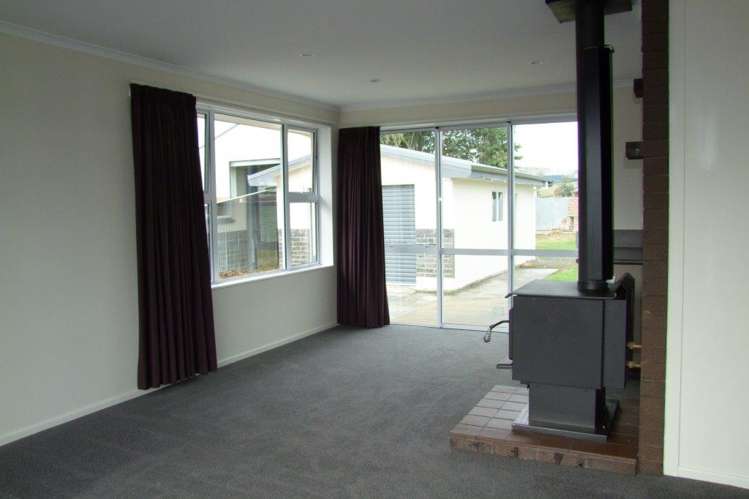 5 Constitution Avenue Milton_4