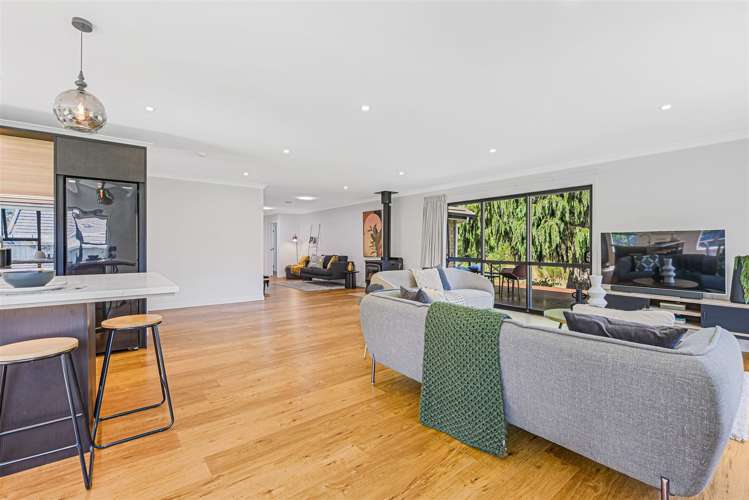 32 Sunningdale Drive Stoke_9