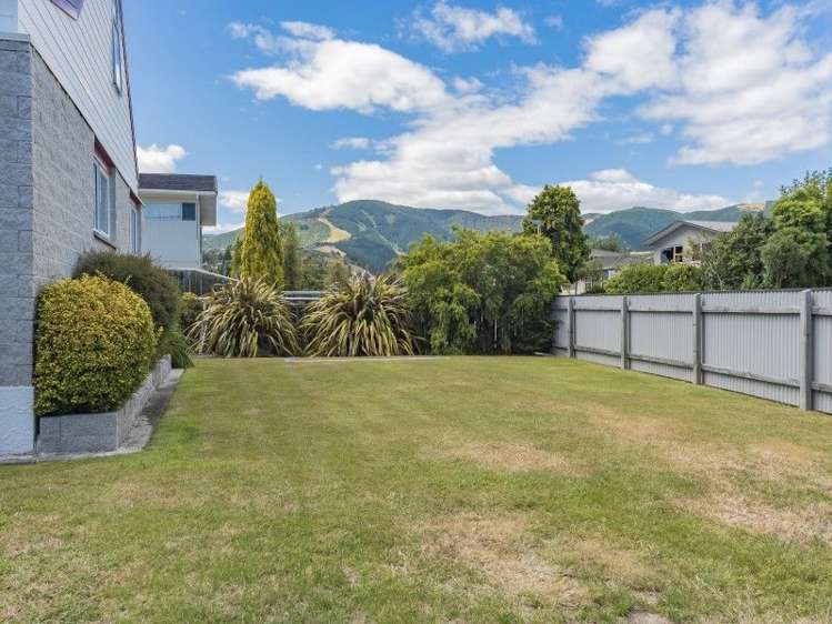 48 Leicester Street Stoke_18