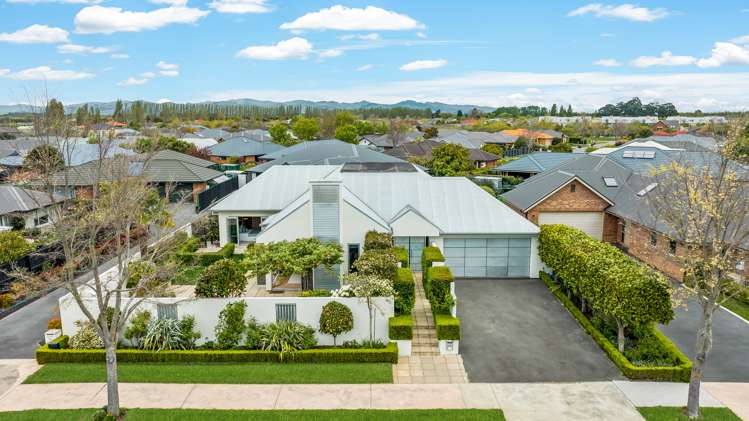 24 Crombie Green Northwood_30