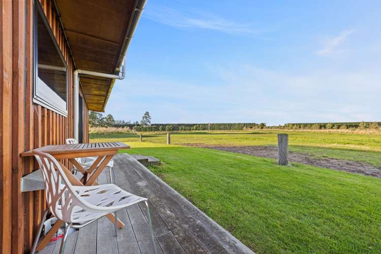 1591 Thongcaster Road Oxford_13