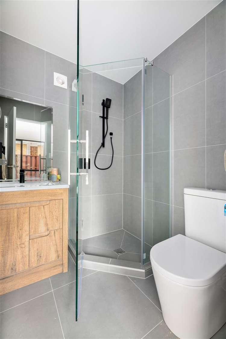 2b Cadiz Place Red Hill_12