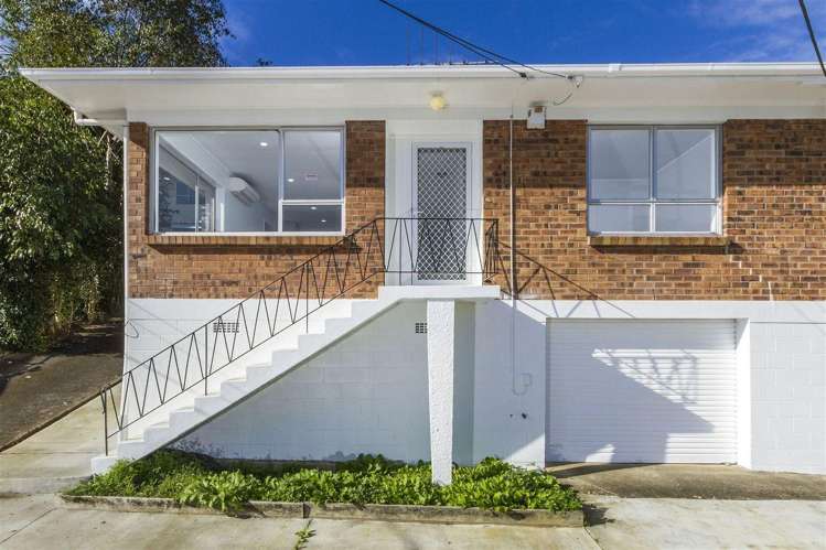 29B Archers Road 1614_16