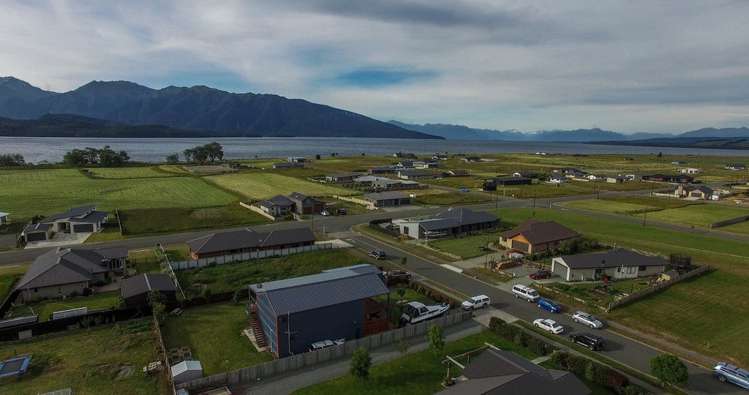 29 Acheron Way Te Anau_51