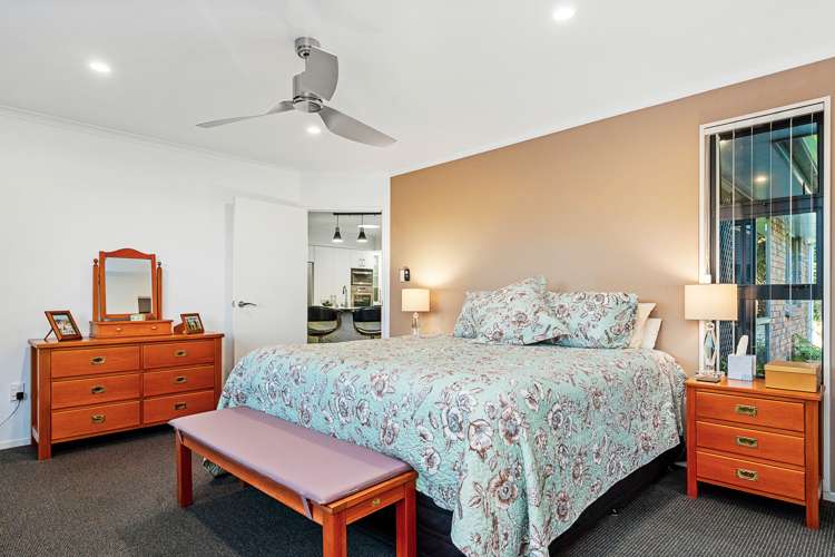 267 Fairway Drive Kamo_9