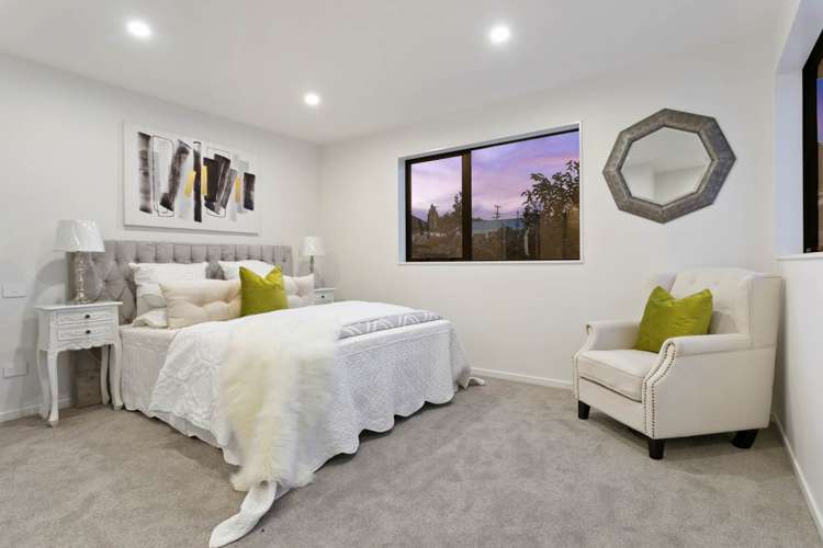 1b Valron Road Te Atatu South_8