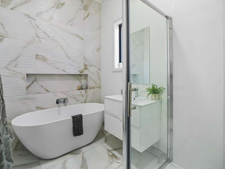 309 Main South Road Hornby_18