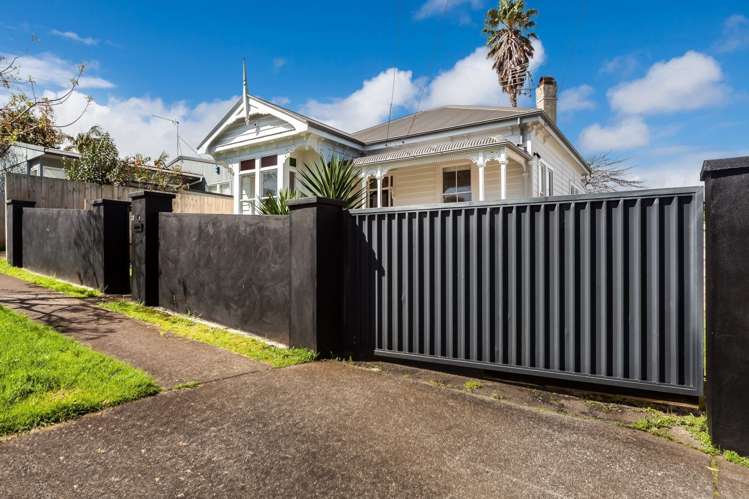 13 Normans Hill Road Onehunga_2