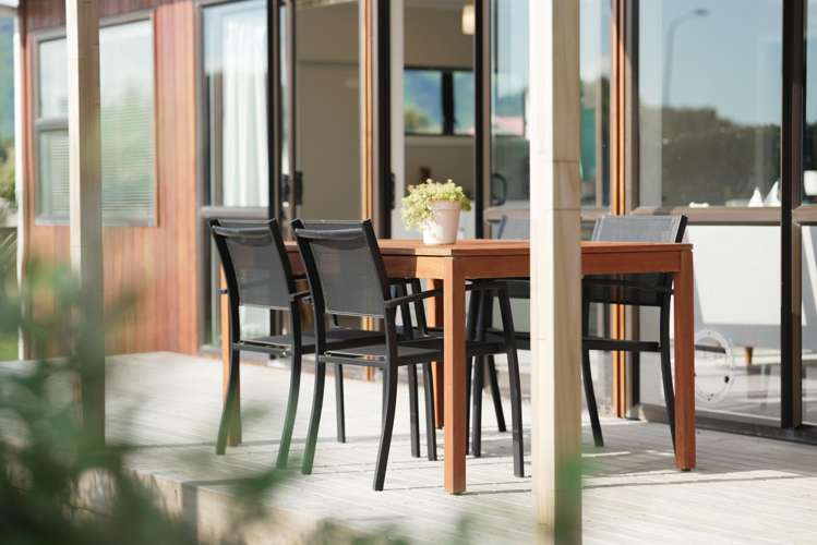 26 Reeves Street Waikanae Beach_20