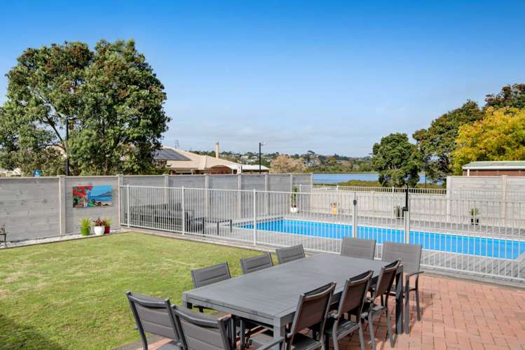 38 Settlers Grove Orewa_29