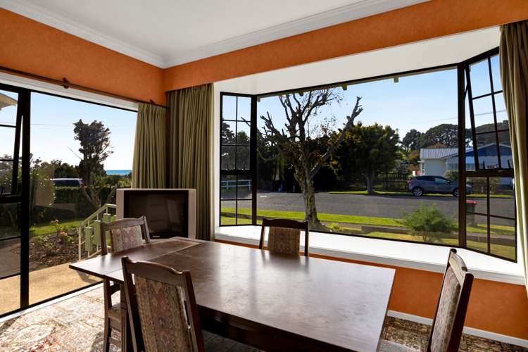 17 Hoyle Place New Plymouth Central_26