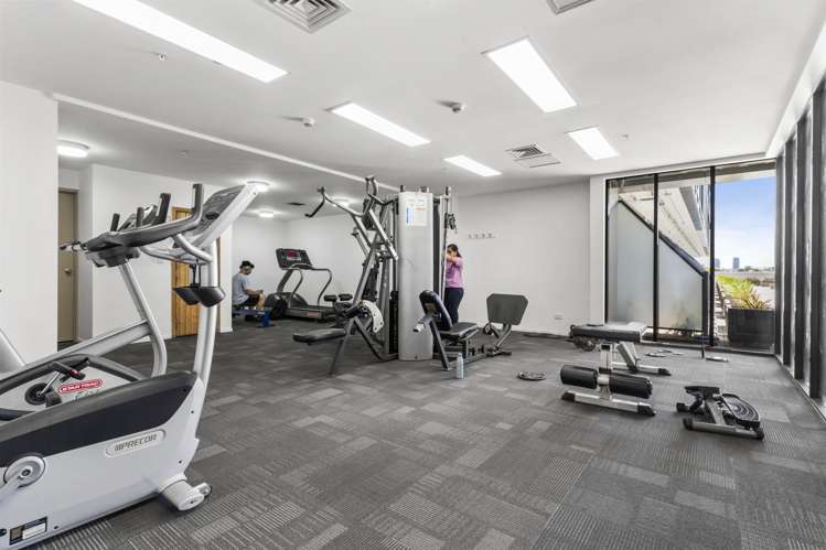 1202/135 Hobson Street Auckland Central_15