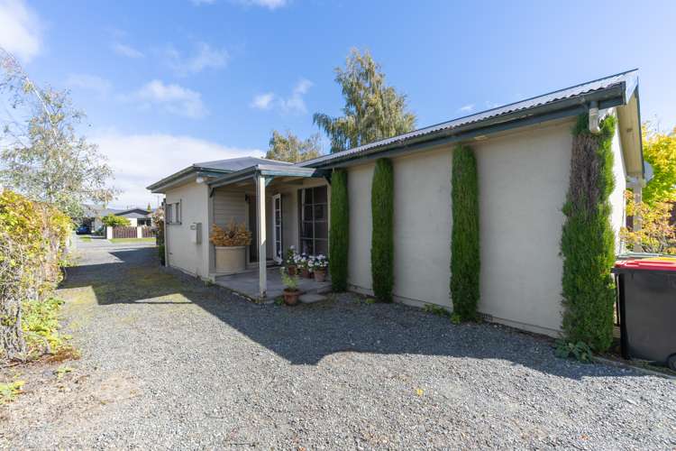 36 Howden Street Te Anau_21