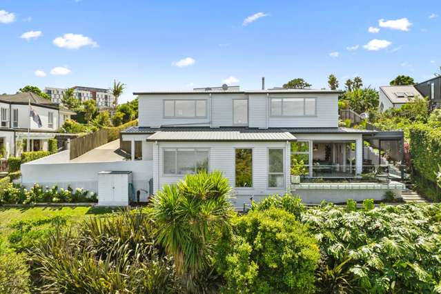 Quality Home, Waterfront Location