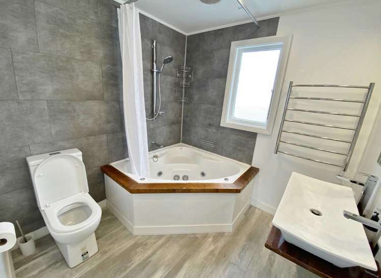 42 Huxley Street Sydenham_11