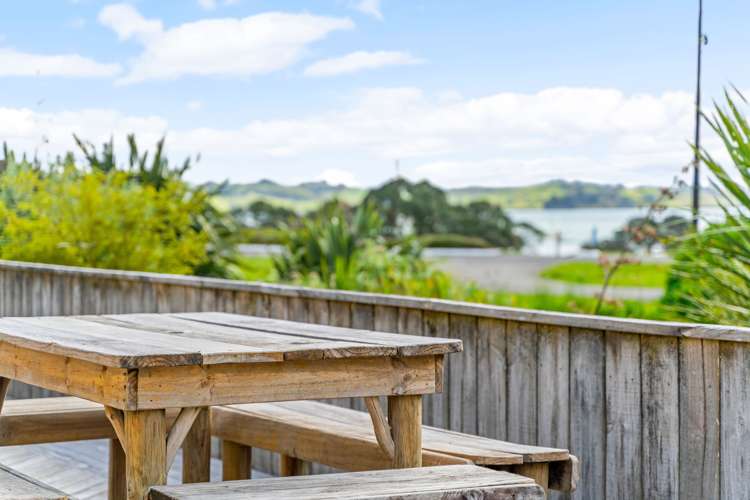 70 Raurimu Avenue Onerahi_6
