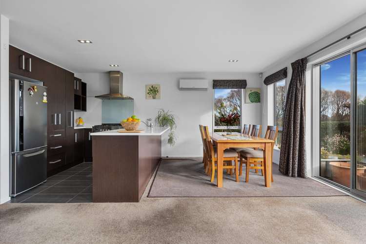 7 Somerville Crescent Aidanfield_6