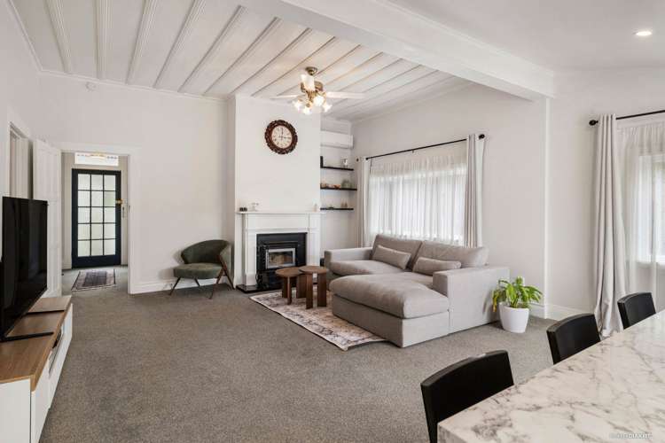 251 Victoria Street West Pukekohe_12