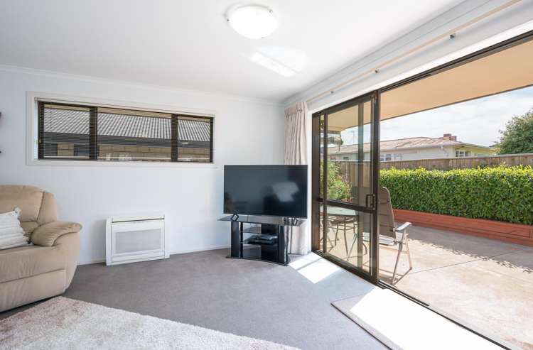 596 Main Road Stoke Stoke_8