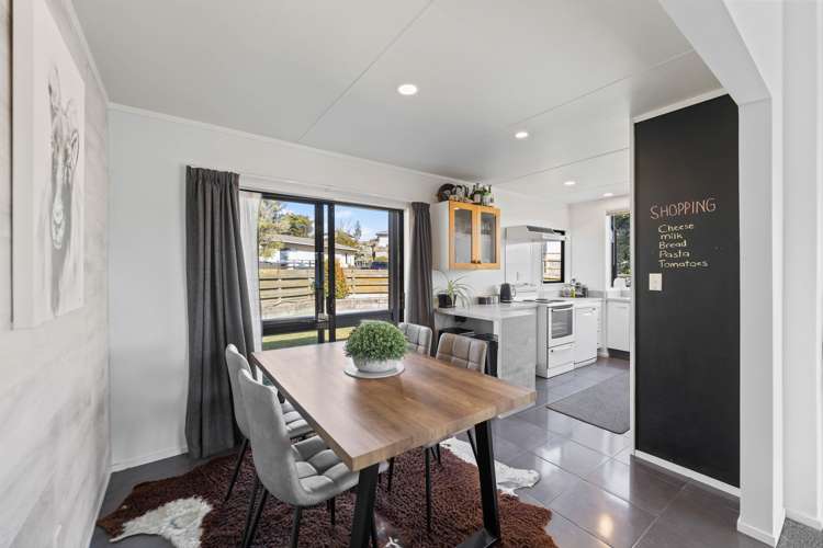 17 Kiddle Drive Hilltop_8