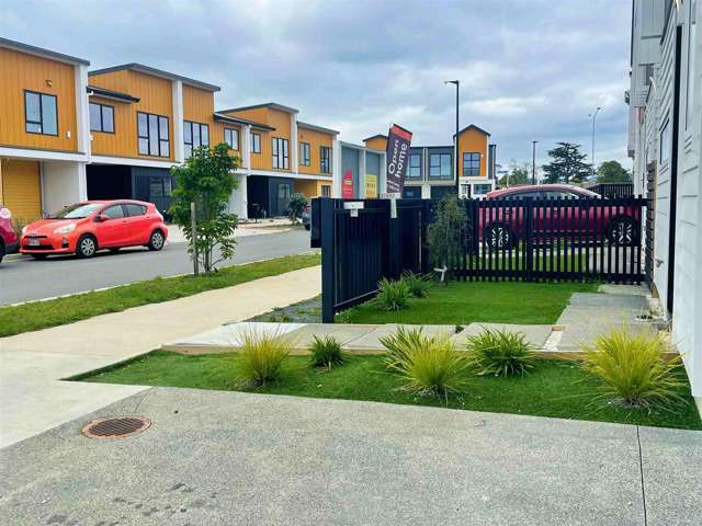4 Longview Oak Lane Papakura_2