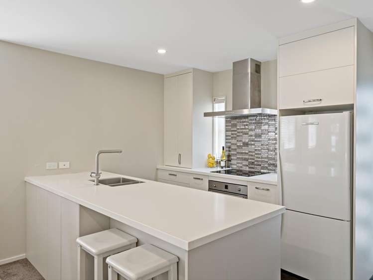 24/2 Cawley Street Ellerslie_1