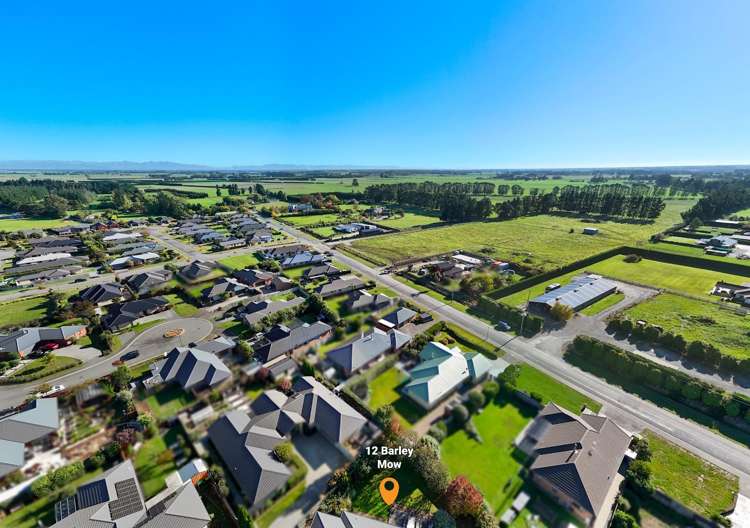 12 Barley Mow Leeston_22