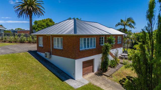 Brick Beauty on Dominion Road