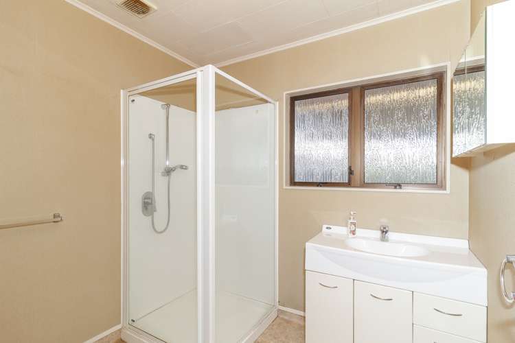 28 Perry Crescent Greenmeadows_10